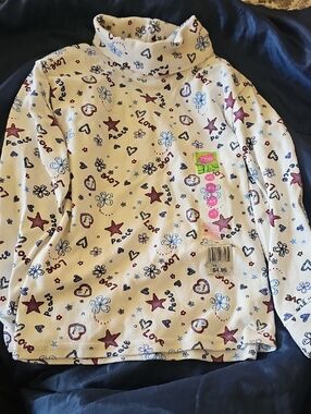 Hanes Girls Cream Long Sleeve Tee with Burgundy Stars & Blue Accents